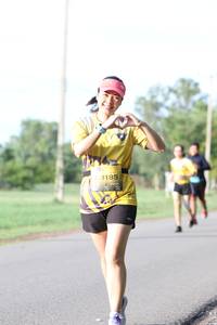 BIB: 1185
                            <button type="button" onclick="openModal(5232163)" class="btn btn-primary btn-sm float-right btn-popup" data-toggle="modal" data-target=".modal-high-quality">
                        <i class="fas fa-shopping-cart"></i> Add to Cart
                    </button>
                                            <button type="button" onclick="isThisMe(5232163, true)" class="btn btn-success btn-sm float-right btn-popup btn-isme hidden" data-toggle="tooltip" data-placement="bottom" title="นี่คือรูปของคุณใช่ไหม คลิกที่นี่เพื่อเอาเข้าอัลบั้ม">
                        <i class="fas fa-plus"></i> Add to album
                    </button>
                    <button type="button" onclick="isThisMe(5232163, false)" class="btn btn-warning btn-sm float-right btn-popup btn-isnotme hidden">
                        <i class="fas fa-ban"></i> Remove from album
                    </button>