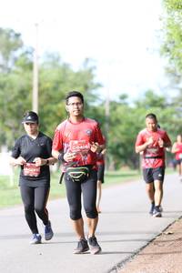 BIB: 0408, 297
                            <button type="button" onclick="openModal(5224527)" class="btn btn-primary btn-sm float-right btn-popup" data-toggle="modal" data-target=".modal-high-quality">
                        <i class="fas fa-shopping-cart"></i> Add to Cart
                    </button>
                                            <button type="button" onclick="isThisMe(5224527, true)" class="btn btn-success btn-sm float-right btn-popup btn-isme hidden" data-toggle="tooltip" data-placement="bottom" title="นี่คือรูปของคุณใช่ไหม คลิกที่นี่เพื่อเอาเข้าอัลบั้ม">
                        <i class="fas fa-plus"></i> Add to album
                    </button>
                    <button type="button" onclick="isThisMe(5224527, false)" class="btn btn-warning btn-sm float-right btn-popup btn-isnotme hidden">
                        <i class="fas fa-ban"></i> Remove from album
                    </button>