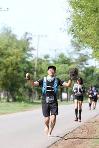 BIB: 860
                            <button type="button" onclick="openModal(5227342)" class="btn btn-primary btn-sm float-right btn-popup" data-toggle="modal" data-target=".modal-high-quality">
                        <i class="fas fa-shopping-cart"></i> Add to Cart
                    </button>
                                            <button type="button" onclick="isThisMe(5227342, true)" class="btn btn-success btn-sm float-right btn-popup btn-isme hidden" data-toggle="tooltip" data-placement="bottom" title="นี่คือรูปของคุณใช่ไหม คลิกที่นี่เพื่อเอาเข้าอัลบั้ม">
                        <i class="fas fa-plus"></i> Add to album
                    </button>
                    <button type="button" onclick="isThisMe(5227342, false)" class="btn btn-warning btn-sm float-right btn-popup btn-isnotme hidden">
                        <i class="fas fa-ban"></i> Remove from album
                    </button>