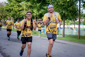 BIB: 0363, 0364
                            <button type="button" onclick="openModal(5124354)" class="btn btn-primary btn-sm float-right btn-popup" data-toggle="modal" data-target=".modal-high-quality">
                        <i class="fas fa-shopping-cart"></i> Add to Cart
                    </button>
                                            <button type="button" onclick="isThisMe(5124354, true)" class="btn btn-success btn-sm float-right btn-popup btn-isme hidden" data-toggle="tooltip" data-placement="bottom" title="นี่คือรูปของคุณใช่ไหม คลิกที่นี่เพื่อเอาเข้าอัลบั้ม">
                        <i class="fas fa-plus"></i> Add to album
                    </button>
                    <button type="button" onclick="isThisMe(5124354, false)" class="btn btn-warning btn-sm float-right btn-popup btn-isnotme hidden">
                        <i class="fas fa-ban"></i> Remove from album
                    </button>