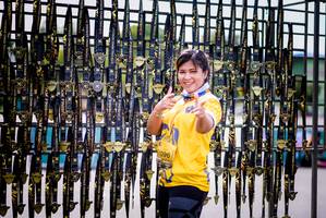 BIB: 096, 287
                            <button type="button" onclick="openModal(5125702)" class="btn btn-primary btn-sm float-right btn-popup" data-toggle="modal" data-target=".modal-high-quality">
                        <i class="fas fa-shopping-cart"></i> Add to Cart
                    </button>
                                            <button type="button" onclick="isThisMe(5125702, true)" class="btn btn-success btn-sm float-right btn-popup btn-isme hidden" data-toggle="tooltip" data-placement="bottom" title="นี่คือรูปของคุณใช่ไหม คลิกที่นี่เพื่อเอาเข้าอัลบั้ม">
                        <i class="fas fa-plus"></i> Add to album
                    </button>
                    <button type="button" onclick="isThisMe(5125702, false)" class="btn btn-warning btn-sm float-right btn-popup btn-isnotme hidden">
                        <i class="fas fa-ban"></i> Remove from album
                    </button>