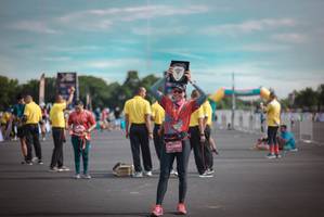 BIB: 096, 0096
                            <button type="button" onclick="openModal(5125678)" class="btn btn-primary btn-sm float-right btn-popup" data-toggle="modal" data-target=".modal-high-quality">
                        <i class="fas fa-shopping-cart"></i> Add to Cart
                    </button>
                                            <button type="button" onclick="isThisMe(5125678, true)" class="btn btn-success btn-sm float-right btn-popup btn-isme hidden" data-toggle="tooltip" data-placement="bottom" title="นี่คือรูปของคุณใช่ไหม คลิกที่นี่เพื่อเอาเข้าอัลบั้ม">
                        <i class="fas fa-plus"></i> Add to album
                    </button>
                    <button type="button" onclick="isThisMe(5125678, false)" class="btn btn-warning btn-sm float-right btn-popup btn-isnotme hidden">
                        <i class="fas fa-ban"></i> Remove from album
                    </button>