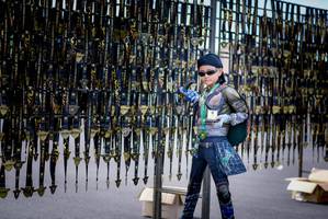 BIB: 256
                            <button type="button" onclick="openModal(5125628)" class="btn btn-primary btn-sm float-right btn-popup" data-toggle="modal" data-target=".modal-high-quality">
                        <i class="fas fa-shopping-cart"></i> Add to Cart
                    </button>
                                            <button type="button" onclick="isThisMe(5125628, true)" class="btn btn-success btn-sm float-right btn-popup btn-isme hidden" data-toggle="tooltip" data-placement="bottom" title="นี่คือรูปของคุณใช่ไหม คลิกที่นี่เพื่อเอาเข้าอัลบั้ม">
                        <i class="fas fa-plus"></i> Add to album
                    </button>
                    <button type="button" onclick="isThisMe(5125628, false)" class="btn btn-warning btn-sm float-right btn-popup btn-isnotme hidden">
                        <i class="fas fa-ban"></i> Remove from album
                    </button>