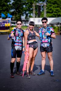 BIB: 4028, 1028, 1013
                            <button type="button" onclick="openModal(5125766)" class="btn btn-primary btn-sm float-right btn-popup" data-toggle="modal" data-target=".modal-high-quality">
                        <i class="fas fa-shopping-cart"></i> Add to Cart
                    </button>
                                            <button type="button" onclick="isThisMe(5125766, true)" class="btn btn-success btn-sm float-right btn-popup btn-isme hidden" data-toggle="tooltip" data-placement="bottom" title="นี่คือรูปของคุณใช่ไหม คลิกที่นี่เพื่อเอาเข้าอัลบั้ม">
                        <i class="fas fa-plus"></i> Add to album
                    </button>
                    <button type="button" onclick="isThisMe(5125766, false)" class="btn btn-warning btn-sm float-right btn-popup btn-isnotme hidden">
                        <i class="fas fa-ban"></i> Remove from album
                    </button>