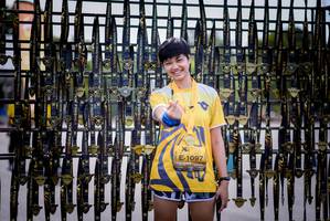 BIB: 1097
                            <button type="button" onclick="openModal(5125699)" class="btn btn-primary btn-sm float-right btn-popup" data-toggle="modal" data-target=".modal-high-quality">
                        <i class="fas fa-shopping-cart"></i> Add to Cart
                    </button>
                                            <button type="button" onclick="isThisMe(5125699, true)" class="btn btn-success btn-sm float-right btn-popup btn-isme hidden" data-toggle="tooltip" data-placement="bottom" title="นี่คือรูปของคุณใช่ไหม คลิกที่นี่เพื่อเอาเข้าอัลบั้ม">
                        <i class="fas fa-plus"></i> Add to album
                    </button>
                    <button type="button" onclick="isThisMe(5125699, false)" class="btn btn-warning btn-sm float-right btn-popup btn-isnotme hidden">
                        <i class="fas fa-ban"></i> Remove from album
                    </button>