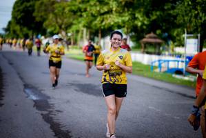BIB: 0904
                            <button type="button" onclick="openModal(5124949)" class="btn btn-primary btn-sm float-right btn-popup" data-toggle="modal" data-target=".modal-high-quality">
                        <i class="fas fa-shopping-cart"></i> Add to Cart
                    </button>
                                            <button type="button" onclick="isThisMe(5124949, true)" class="btn btn-success btn-sm float-right btn-popup btn-isme hidden" data-toggle="tooltip" data-placement="bottom" title="นี่คือรูปของคุณใช่ไหม คลิกที่นี่เพื่อเอาเข้าอัลบั้ม">
                        <i class="fas fa-plus"></i> Add to album
                    </button>
                    <button type="button" onclick="isThisMe(5124949, false)" class="btn btn-warning btn-sm float-right btn-popup btn-isnotme hidden">
                        <i class="fas fa-ban"></i> Remove from album
                    </button>
