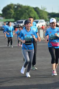 BIB: 011
                            <button type="button" onclick="openModal(4940958)" class="btn btn-primary btn-sm float-right btn-popup" data-toggle="modal" data-target=".modal-high-quality">
                        <i class="fas fa-shopping-cart"></i> Add to Cart
                    </button>
                                            <button type="button" onclick="isThisMe(4940958, true)" class="btn btn-success btn-sm float-right btn-popup btn-isme hidden" data-toggle="tooltip" data-placement="bottom" title="นี่คือรูปของคุณใช่ไหม คลิกที่นี่เพื่อเอาเข้าอัลบั้ม">
                        <i class="fas fa-plus"></i> Add to album
                    </button>
                    <button type="button" onclick="isThisMe(4940958, false)" class="btn btn-warning btn-sm float-right btn-popup btn-isnotme hidden">
                        <i class="fas fa-ban"></i> Remove from album
                    </button>