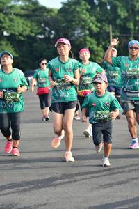 BIB: 022, 0262, 048
                            <button type="button" onclick="openModal(4955609)" class="btn btn-primary btn-sm float-right btn-popup" data-toggle="modal" data-target=".modal-high-quality">
                        <i class="fas fa-shopping-cart"></i> Add to Cart
                    </button>
                                            <button type="button" onclick="isThisMe(4955609, true)" class="btn btn-success btn-sm float-right btn-popup btn-isme hidden" data-toggle="tooltip" data-placement="bottom" title="นี่คือรูปของคุณใช่ไหม คลิกที่นี่เพื่อเอาเข้าอัลบั้ม">
                        <i class="fas fa-plus"></i> Add to album
                    </button>
                    <button type="button" onclick="isThisMe(4955609, false)" class="btn btn-warning btn-sm float-right btn-popup btn-isnotme hidden">
                        <i class="fas fa-ban"></i> Remove from album
                    </button>