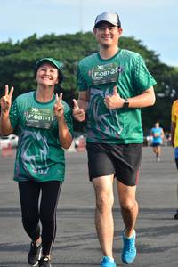 BIB: 
                            <button type="button" onclick="openModal(4943297)" class="btn btn-primary btn-sm float-right btn-popup" data-toggle="modal" data-target=".modal-high-quality">
                        <i class="fas fa-shopping-cart"></i> Add to Cart
                    </button>
                                            <button type="button" onclick="isThisMe(4943297, true)" class="btn btn-success btn-sm float-right btn-popup btn-isme hidden" data-toggle="tooltip" data-placement="bottom" title="นี่คือรูปของคุณใช่ไหม คลิกที่นี่เพื่อเอาเข้าอัลบั้ม">
                        <i class="fas fa-plus"></i> Add to album
                    </button>
                    <button type="button" onclick="isThisMe(4943297, false)" class="btn btn-warning btn-sm float-right btn-popup btn-isnotme hidden">
                        <i class="fas fa-ban"></i> Remove from album
                    </button>