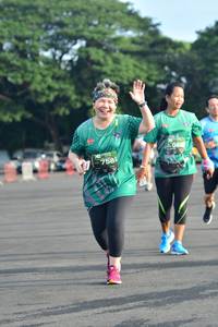 BIB: 758
                            <button type="button" onclick="openModal(4945266)" class="btn btn-primary btn-sm float-right btn-popup" data-toggle="modal" data-target=".modal-high-quality">
                        <i class="fas fa-shopping-cart"></i> Add to Cart
                    </button>
                                            <button type="button" onclick="isThisMe(4945266, true)" class="btn btn-success btn-sm float-right btn-popup btn-isme hidden" data-toggle="tooltip" data-placement="bottom" title="นี่คือรูปของคุณใช่ไหม คลิกที่นี่เพื่อเอาเข้าอัลบั้ม">
                        <i class="fas fa-plus"></i> Add to album
                    </button>
                    <button type="button" onclick="isThisMe(4945266, false)" class="btn btn-warning btn-sm float-right btn-popup btn-isnotme hidden">
                        <i class="fas fa-ban"></i> Remove from album
                    </button>