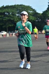 BIB: 
                            <button type="button" onclick="openModal(4943860)" class="btn btn-primary btn-sm float-right btn-popup" data-toggle="modal" data-target=".modal-high-quality">
                        <i class="fas fa-shopping-cart"></i> Add to Cart
                    </button>
                                            <button type="button" onclick="isThisMe(4943860, true)" class="btn btn-success btn-sm float-right btn-popup btn-isme hidden" data-toggle="tooltip" data-placement="bottom" title="นี่คือรูปของคุณใช่ไหม คลิกที่นี่เพื่อเอาเข้าอัลบั้ม">
                        <i class="fas fa-plus"></i> Add to album
                    </button>
                    <button type="button" onclick="isThisMe(4943860, false)" class="btn btn-warning btn-sm float-right btn-popup btn-isnotme hidden">
                        <i class="fas fa-ban"></i> Remove from album
                    </button>