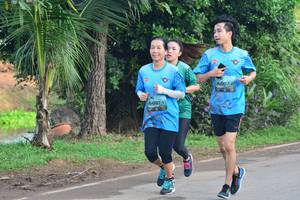 BIB: 
                            <button type="button" onclick="openModal(4891070)" class="btn btn-primary btn-sm float-right btn-popup" data-toggle="modal" data-target=".modal-high-quality">
                        <i class="fas fa-shopping-cart"></i> Add to Cart
                    </button>
                                            <button type="button" onclick="isThisMe(4891070, true)" class="btn btn-success btn-sm float-right btn-popup btn-isme hidden" data-toggle="tooltip" data-placement="bottom" title="นี่คือรูปของคุณใช่ไหม คลิกที่นี่เพื่อเอาเข้าอัลบั้ม">
                        <i class="fas fa-plus"></i> Add to album
                    </button>
                    <button type="button" onclick="isThisMe(4891070, false)" class="btn btn-warning btn-sm float-right btn-popup btn-isnotme hidden">
                        <i class="fas fa-ban"></i> Remove from album
                    </button>