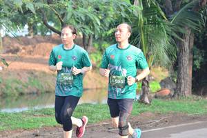 BIB: 5961, 5951
                            <button type="button" onclick="openModal(4890909)" class="btn btn-primary btn-sm float-right btn-popup" data-toggle="modal" data-target=".modal-high-quality">
                        <i class="fas fa-shopping-cart"></i> Add to Cart
                    </button>
                                            <button type="button" onclick="isThisMe(4890909, true)" class="btn btn-success btn-sm float-right btn-popup btn-isme hidden" data-toggle="tooltip" data-placement="bottom" title="นี่คือรูปของคุณใช่ไหม คลิกที่นี่เพื่อเอาเข้าอัลบั้ม">
                        <i class="fas fa-plus"></i> Add to album
                    </button>
                    <button type="button" onclick="isThisMe(4890909, false)" class="btn btn-warning btn-sm float-right btn-popup btn-isnotme hidden">
                        <i class="fas fa-ban"></i> Remove from album
                    </button>