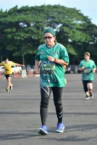 BIB: 
                            <button type="button" onclick="openModal(4950785)" class="btn btn-primary btn-sm float-right btn-popup" data-toggle="modal" data-target=".modal-high-quality">
                        <i class="fas fa-shopping-cart"></i> Add to Cart
                    </button>
                                            <button type="button" onclick="isThisMe(4950785, true)" class="btn btn-success btn-sm float-right btn-popup btn-isme hidden" data-toggle="tooltip" data-placement="bottom" title="นี่คือรูปของคุณใช่ไหม คลิกที่นี่เพื่อเอาเข้าอัลบั้ม">
                        <i class="fas fa-plus"></i> Add to album
                    </button>
                    <button type="button" onclick="isThisMe(4950785, false)" class="btn btn-warning btn-sm float-right btn-popup btn-isnotme hidden">
                        <i class="fas fa-ban"></i> Remove from album
                    </button>