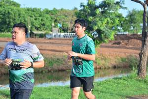 BIB: 776, 771
                            <button type="button" onclick="openModal(4897281)" class="btn btn-primary btn-sm float-right btn-popup" data-toggle="modal" data-target=".modal-high-quality">
                        <i class="fas fa-shopping-cart"></i> Add to Cart
                    </button>
                                            <button type="button" onclick="isThisMe(4897281, true)" class="btn btn-success btn-sm float-right btn-popup btn-isme hidden" data-toggle="tooltip" data-placement="bottom" title="นี่คือรูปของคุณใช่ไหม คลิกที่นี่เพื่อเอาเข้าอัลบั้ม">
                        <i class="fas fa-plus"></i> Add to album
                    </button>
                    <button type="button" onclick="isThisMe(4897281, false)" class="btn btn-warning btn-sm float-right btn-popup btn-isnotme hidden">
                        <i class="fas fa-ban"></i> Remove from album
                    </button>