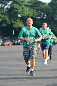 BIB: 569, 
                            <button type="button" onclick="openModal(4943607)" class="btn btn-primary btn-sm float-right btn-popup" data-toggle="modal" data-target=".modal-high-quality">
                        <i class="fas fa-shopping-cart"></i> Add to Cart
                    </button>
                                            <button type="button" onclick="isThisMe(4943607, true)" class="btn btn-success btn-sm float-right btn-popup btn-isme hidden" data-toggle="tooltip" data-placement="bottom" title="นี่คือรูปของคุณใช่ไหม คลิกที่นี่เพื่อเอาเข้าอัลบั้ม">
                        <i class="fas fa-plus"></i> Add to album
                    </button>
                    <button type="button" onclick="isThisMe(4943607, false)" class="btn btn-warning btn-sm float-right btn-popup btn-isnotme hidden">
                        <i class="fas fa-ban"></i> Remove from album
                    </button>