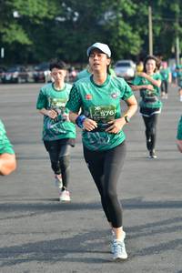 BIB: 976
                            <button type="button" onclick="openModal(4935987)" class="btn btn-primary btn-sm float-right btn-popup" data-toggle="modal" data-target=".modal-high-quality">
                        <i class="fas fa-shopping-cart"></i> Add to Cart
                    </button>
                                            <button type="button" onclick="isThisMe(4935987, true)" class="btn btn-success btn-sm float-right btn-popup btn-isme hidden" data-toggle="tooltip" data-placement="bottom" title="นี่คือรูปของคุณใช่ไหม คลิกที่นี่เพื่อเอาเข้าอัลบั้ม">
                        <i class="fas fa-plus"></i> Add to album
                    </button>
                    <button type="button" onclick="isThisMe(4935987, false)" class="btn btn-warning btn-sm float-right btn-popup btn-isnotme hidden">
                        <i class="fas fa-ban"></i> Remove from album
                    </button>