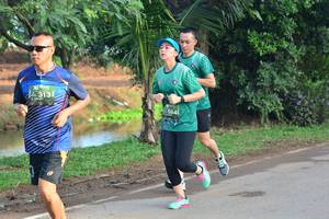 BIB: 3131, 5594
                            <button type="button" onclick="openModal(4890469)" class="btn btn-primary btn-sm float-right btn-popup" data-toggle="modal" data-target=".modal-high-quality">
                        <i class="fas fa-shopping-cart"></i> Add to Cart
                    </button>
                                            <button type="button" onclick="isThisMe(4890469, true)" class="btn btn-success btn-sm float-right btn-popup btn-isme hidden" data-toggle="tooltip" data-placement="bottom" title="นี่คือรูปของคุณใช่ไหม คลิกที่นี่เพื่อเอาเข้าอัลบั้ม">
                        <i class="fas fa-plus"></i> Add to album
                    </button>
                    <button type="button" onclick="isThisMe(4890469, false)" class="btn btn-warning btn-sm float-right btn-popup btn-isnotme hidden">
                        <i class="fas fa-ban"></i> Remove from album
                    </button>