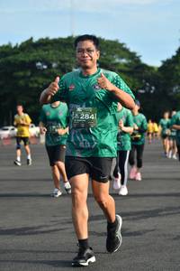 BIB: 284
                            <button type="button" onclick="openModal(4951900)" class="btn btn-primary btn-sm float-right btn-popup" data-toggle="modal" data-target=".modal-high-quality">
                        <i class="fas fa-shopping-cart"></i> Add to Cart
                    </button>
                                            <button type="button" onclick="isThisMe(4951900, true)" class="btn btn-success btn-sm float-right btn-popup btn-isme hidden" data-toggle="tooltip" data-placement="bottom" title="นี่คือรูปของคุณใช่ไหม คลิกที่นี่เพื่อเอาเข้าอัลบั้ม">
                        <i class="fas fa-plus"></i> Add to album
                    </button>
                    <button type="button" onclick="isThisMe(4951900, false)" class="btn btn-warning btn-sm float-right btn-popup btn-isnotme hidden">
                        <i class="fas fa-ban"></i> Remove from album
                    </button>