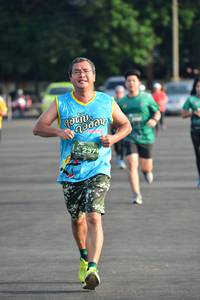 BIB: 237
                            <button type="button" onclick="openModal(4903404)" class="btn btn-primary btn-sm float-right btn-popup" data-toggle="modal" data-target=".modal-high-quality">
                        <i class="fas fa-shopping-cart"></i> Add to Cart
                    </button>
                                            <button type="button" onclick="isThisMe(4903404, true)" class="btn btn-success btn-sm float-right btn-popup btn-isme hidden" data-toggle="tooltip" data-placement="bottom" title="นี่คือรูปของคุณใช่ไหม คลิกที่นี่เพื่อเอาเข้าอัลบั้ม">
                        <i class="fas fa-plus"></i> Add to album
                    </button>
                    <button type="button" onclick="isThisMe(4903404, false)" class="btn btn-warning btn-sm float-right btn-popup btn-isnotme hidden">
                        <i class="fas fa-ban"></i> Remove from album
                    </button>