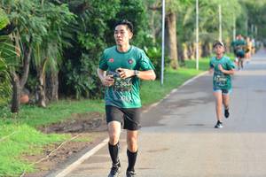 BIB: 383, 
                            <button type="button" onclick="openModal(4889942)" class="btn btn-primary btn-sm float-right btn-popup" data-toggle="modal" data-target=".modal-high-quality">
                        <i class="fas fa-shopping-cart"></i> Add to Cart
                    </button>
                                            <button type="button" onclick="isThisMe(4889942, true)" class="btn btn-success btn-sm float-right btn-popup btn-isme hidden" data-toggle="tooltip" data-placement="bottom" title="นี่คือรูปของคุณใช่ไหม คลิกที่นี่เพื่อเอาเข้าอัลบั้ม">
                        <i class="fas fa-plus"></i> Add to album
                    </button>
                    <button type="button" onclick="isThisMe(4889942, false)" class="btn btn-warning btn-sm float-right btn-popup btn-isnotme hidden">
                        <i class="fas fa-ban"></i> Remove from album
                    </button>