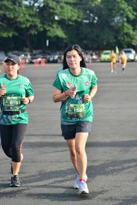 BIB: 619, 158
                            <button type="button" onclick="openModal(4931882)" class="btn btn-primary btn-sm float-right btn-popup" data-toggle="modal" data-target=".modal-high-quality">
                        <i class="fas fa-shopping-cart"></i> Add to Cart
                    </button>
                                            <button type="button" onclick="isThisMe(4931882, true)" class="btn btn-success btn-sm float-right btn-popup btn-isme hidden" data-toggle="tooltip" data-placement="bottom" title="นี่คือรูปของคุณใช่ไหม คลิกที่นี่เพื่อเอาเข้าอัลบั้ม">
                        <i class="fas fa-plus"></i> Add to album
                    </button>
                    <button type="button" onclick="isThisMe(4931882, false)" class="btn btn-warning btn-sm float-right btn-popup btn-isnotme hidden">
                        <i class="fas fa-ban"></i> Remove from album
                    </button>