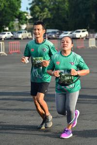 BIB: 360, 361
                            <button type="button" onclick="openModal(4928622)" class="btn btn-primary btn-sm float-right btn-popup" data-toggle="modal" data-target=".modal-high-quality">
                        <i class="fas fa-shopping-cart"></i> Add to Cart
                    </button>
                                            <button type="button" onclick="isThisMe(4928622, true)" class="btn btn-success btn-sm float-right btn-popup btn-isme hidden" data-toggle="tooltip" data-placement="bottom" title="นี่คือรูปของคุณใช่ไหม คลิกที่นี่เพื่อเอาเข้าอัลบั้ม">
                        <i class="fas fa-plus"></i> Add to album
                    </button>
                    <button type="button" onclick="isThisMe(4928622, false)" class="btn btn-warning btn-sm float-right btn-popup btn-isnotme hidden">
                        <i class="fas fa-ban"></i> Remove from album
                    </button>