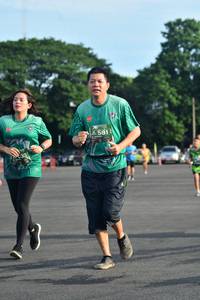 BIB: 581, 
                            <button type="button" onclick="openModal(4945035)" class="btn btn-primary btn-sm float-right btn-popup" data-toggle="modal" data-target=".modal-high-quality">
                        <i class="fas fa-shopping-cart"></i> Add to Cart
                    </button>
                                            <button type="button" onclick="isThisMe(4945035, true)" class="btn btn-success btn-sm float-right btn-popup btn-isme hidden" data-toggle="tooltip" data-placement="bottom" title="นี่คือรูปของคุณใช่ไหม คลิกที่นี่เพื่อเอาเข้าอัลบั้ม">
                        <i class="fas fa-plus"></i> Add to album
                    </button>
                    <button type="button" onclick="isThisMe(4945035, false)" class="btn btn-warning btn-sm float-right btn-popup btn-isnotme hidden">
                        <i class="fas fa-ban"></i> Remove from album
                    </button>