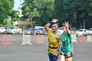 BIB: 607, 1143
                            <button type="button" onclick="openModal(4905460)" class="btn btn-primary btn-sm float-right btn-popup" data-toggle="modal" data-target=".modal-high-quality">
                        <i class="fas fa-shopping-cart"></i> Add to Cart
                    </button>
                                            <button type="button" onclick="isThisMe(4905460, true)" class="btn btn-success btn-sm float-right btn-popup btn-isme hidden" data-toggle="tooltip" data-placement="bottom" title="นี่คือรูปของคุณใช่ไหม คลิกที่นี่เพื่อเอาเข้าอัลบั้ม">
                        <i class="fas fa-plus"></i> Add to album
                    </button>
                    <button type="button" onclick="isThisMe(4905460, false)" class="btn btn-warning btn-sm float-right btn-popup btn-isnotme hidden">
                        <i class="fas fa-ban"></i> Remove from album
                    </button>