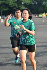 BIB: 104
                            <button type="button" onclick="openModal(4936737)" class="btn btn-primary btn-sm float-right btn-popup" data-toggle="modal" data-target=".modal-high-quality">
                        <i class="fas fa-shopping-cart"></i> Add to Cart
                    </button>
                                            <button type="button" onclick="isThisMe(4936737, true)" class="btn btn-success btn-sm float-right btn-popup btn-isme hidden" data-toggle="tooltip" data-placement="bottom" title="นี่คือรูปของคุณใช่ไหม คลิกที่นี่เพื่อเอาเข้าอัลบั้ม">
                        <i class="fas fa-plus"></i> Add to album
                    </button>
                    <button type="button" onclick="isThisMe(4936737, false)" class="btn btn-warning btn-sm float-right btn-popup btn-isnotme hidden">
                        <i class="fas fa-ban"></i> Remove from album
                    </button>