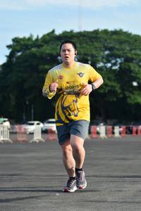 BIB: 0915, 
                            <button type="button" onclick="openModal(5202083)" class="btn btn-primary btn-sm float-right btn-popup" data-toggle="modal" data-target=".modal-high-quality">
                        <i class="fas fa-shopping-cart"></i> Add to Cart
                    </button>
                                            <button type="button" onclick="isThisMe(5202083, true)" class="btn btn-success btn-sm float-right btn-popup btn-isme hidden" data-toggle="tooltip" data-placement="bottom" title="นี่คือรูปของคุณใช่ไหม คลิกที่นี่เพื่อเอาเข้าอัลบั้ม">
                        <i class="fas fa-plus"></i> Add to album
                    </button>
                    <button type="button" onclick="isThisMe(5202083, false)" class="btn btn-warning btn-sm float-right btn-popup btn-isnotme hidden">
                        <i class="fas fa-ban"></i> Remove from album
                    </button>