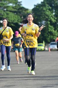 BIB: 0352
                            <button type="button" onclick="openModal(5088380)" class="btn btn-primary btn-sm float-right btn-popup" data-toggle="modal" data-target=".modal-high-quality">
                        <i class="fas fa-shopping-cart"></i> Add to Cart
                    </button>
                                            <button type="button" onclick="isThisMe(5088380, true)" class="btn btn-success btn-sm float-right btn-popup btn-isme hidden" data-toggle="tooltip" data-placement="bottom" title="นี่คือรูปของคุณใช่ไหม คลิกที่นี่เพื่อเอาเข้าอัลบั้ม">
                        <i class="fas fa-plus"></i> Add to album
                    </button>
                    <button type="button" onclick="isThisMe(5088380, false)" class="btn btn-warning btn-sm float-right btn-popup btn-isnotme hidden">
                        <i class="fas fa-ban"></i> Remove from album
                    </button>