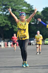 BIB: 0305
                            <button type="button" onclick="openModal(5140564)" class="btn btn-primary btn-sm float-right btn-popup" data-toggle="modal" data-target=".modal-high-quality">
                        <i class="fas fa-shopping-cart"></i> Add to Cart
                    </button>
                                            <button type="button" onclick="isThisMe(5140564, true)" class="btn btn-success btn-sm float-right btn-popup btn-isme hidden" data-toggle="tooltip" data-placement="bottom" title="นี่คือรูปของคุณใช่ไหม คลิกที่นี่เพื่อเอาเข้าอัลบั้ม">
                        <i class="fas fa-plus"></i> Add to album
                    </button>
                    <button type="button" onclick="isThisMe(5140564, false)" class="btn btn-warning btn-sm float-right btn-popup btn-isnotme hidden">
                        <i class="fas fa-ban"></i> Remove from album
                    </button>