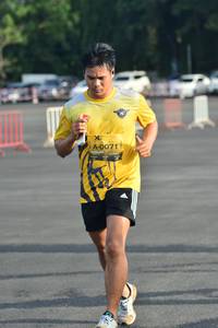 BIB: 0071
                            <button type="button" onclick="openModal(4983977)" class="btn btn-primary btn-sm float-right btn-popup" data-toggle="modal" data-target=".modal-high-quality">
                        <i class="fas fa-shopping-cart"></i> Add to Cart
                    </button>
                                            <button type="button" onclick="isThisMe(4983977, true)" class="btn btn-success btn-sm float-right btn-popup btn-isme hidden" data-toggle="tooltip" data-placement="bottom" title="นี่คือรูปของคุณใช่ไหม คลิกที่นี่เพื่อเอาเข้าอัลบั้ม">
                        <i class="fas fa-plus"></i> Add to album
                    </button>
                    <button type="button" onclick="isThisMe(4983977, false)" class="btn btn-warning btn-sm float-right btn-popup btn-isnotme hidden">
                        <i class="fas fa-ban"></i> Remove from album
                    </button>