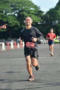 BIB: 0198
                            <button type="button" onclick="openModal(5182414)" class="btn btn-primary btn-sm float-right btn-popup" data-toggle="modal" data-target=".modal-high-quality">
                        <i class="fas fa-shopping-cart"></i> Add to Cart
                    </button>
                                            <button type="button" onclick="isThisMe(5182414, true)" class="btn btn-success btn-sm float-right btn-popup btn-isme hidden" data-toggle="tooltip" data-placement="bottom" title="นี่คือรูปของคุณใช่ไหม คลิกที่นี่เพื่อเอาเข้าอัลบั้ม">
                        <i class="fas fa-plus"></i> Add to album
                    </button>
                    <button type="button" onclick="isThisMe(5182414, false)" class="btn btn-warning btn-sm float-right btn-popup btn-isnotme hidden">
                        <i class="fas fa-ban"></i> Remove from album
                    </button>