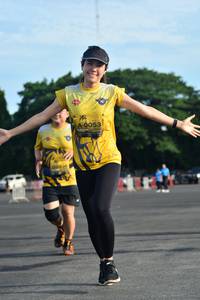 BIB: 0053
                            <button type="button" onclick="openModal(5075148)" class="btn btn-primary btn-sm float-right btn-popup" data-toggle="modal" data-target=".modal-high-quality">
                        <i class="fas fa-shopping-cart"></i> Add to Cart
                    </button>
                                            <button type="button" onclick="isThisMe(5075148, true)" class="btn btn-success btn-sm float-right btn-popup btn-isme hidden" data-toggle="tooltip" data-placement="bottom" title="นี่คือรูปของคุณใช่ไหม คลิกที่นี่เพื่อเอาเข้าอัลบั้ม">
                        <i class="fas fa-plus"></i> Add to album
                    </button>
                    <button type="button" onclick="isThisMe(5075148, false)" class="btn btn-warning btn-sm float-right btn-popup btn-isnotme hidden">
                        <i class="fas fa-ban"></i> Remove from album
                    </button>