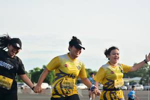 BIB: 4709, 0927, 0928
                            <button type="button" onclick="openModal(5143385)" class="btn btn-primary btn-sm float-right btn-popup" data-toggle="modal" data-target=".modal-high-quality">
                        <i class="fas fa-shopping-cart"></i> Add to Cart
                    </button>
                                            <button type="button" onclick="isThisMe(5143385, true)" class="btn btn-success btn-sm float-right btn-popup btn-isme hidden" data-toggle="tooltip" data-placement="bottom" title="นี่คือรูปของคุณใช่ไหม คลิกที่นี่เพื่อเอาเข้าอัลบั้ม">
                        <i class="fas fa-plus"></i> Add to album
                    </button>
                    <button type="button" onclick="isThisMe(5143385, false)" class="btn btn-warning btn-sm float-right btn-popup btn-isnotme hidden">
                        <i class="fas fa-ban"></i> Remove from album
                    </button>
