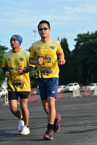 BIB: 0072, 1100
                            <button type="button" onclick="openModal(5186670)" class="btn btn-primary btn-sm float-right btn-popup" data-toggle="modal" data-target=".modal-high-quality">
                        <i class="fas fa-shopping-cart"></i> Add to Cart
                    </button>
                                            <button type="button" onclick="isThisMe(5186670, true)" class="btn btn-success btn-sm float-right btn-popup btn-isme hidden" data-toggle="tooltip" data-placement="bottom" title="นี่คือรูปของคุณใช่ไหม คลิกที่นี่เพื่อเอาเข้าอัลบั้ม">
                        <i class="fas fa-plus"></i> Add to album
                    </button>
                    <button type="button" onclick="isThisMe(5186670, false)" class="btn btn-warning btn-sm float-right btn-popup btn-isnotme hidden">
                        <i class="fas fa-ban"></i> Remove from album
                    </button>