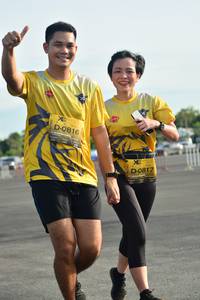 BIB: 0816, 0817
                            <button type="button" onclick="openModal(5183156)" class="btn btn-primary btn-sm float-right btn-popup" data-toggle="modal" data-target=".modal-high-quality">
                        <i class="fas fa-shopping-cart"></i> Add to Cart
                    </button>
                                            <button type="button" onclick="isThisMe(5183156, true)" class="btn btn-success btn-sm float-right btn-popup btn-isme hidden" data-toggle="tooltip" data-placement="bottom" title="นี่คือรูปของคุณใช่ไหม คลิกที่นี่เพื่อเอาเข้าอัลบั้ม">
                        <i class="fas fa-plus"></i> Add to album
                    </button>
                    <button type="button" onclick="isThisMe(5183156, false)" class="btn btn-warning btn-sm float-right btn-popup btn-isnotme hidden">
                        <i class="fas fa-ban"></i> Remove from album
                    </button>