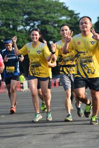 BIB: 0814, 0815, 0940, 0076
                            <button type="button" onclick="openModal(4992789)" class="btn btn-primary btn-sm float-right btn-popup" data-toggle="modal" data-target=".modal-high-quality">
                        <i class="fas fa-shopping-cart"></i> Add to Cart
                    </button>
                                            <button type="button" onclick="isThisMe(4992789, true)" class="btn btn-success btn-sm float-right btn-popup btn-isme hidden" data-toggle="tooltip" data-placement="bottom" title="นี่คือรูปของคุณใช่ไหม คลิกที่นี่เพื่อเอาเข้าอัลบั้ม">
                        <i class="fas fa-plus"></i> Add to album
                    </button>
                    <button type="button" onclick="isThisMe(4992789, false)" class="btn btn-warning btn-sm float-right btn-popup btn-isnotme hidden">
                        <i class="fas fa-ban"></i> Remove from album
                    </button>