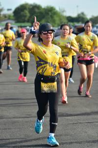 BIB: 0212
                            <button type="button" onclick="openModal(5141799)" class="btn btn-primary btn-sm float-right btn-popup" data-toggle="modal" data-target=".modal-high-quality">
                        <i class="fas fa-shopping-cart"></i> Add to Cart
                    </button>
                                            <button type="button" onclick="isThisMe(5141799, true)" class="btn btn-success btn-sm float-right btn-popup btn-isme hidden" data-toggle="tooltip" data-placement="bottom" title="นี่คือรูปของคุณใช่ไหม คลิกที่นี่เพื่อเอาเข้าอัลบั้ม">
                        <i class="fas fa-plus"></i> Add to album
                    </button>
                    <button type="button" onclick="isThisMe(5141799, false)" class="btn btn-warning btn-sm float-right btn-popup btn-isnotme hidden">
                        <i class="fas fa-ban"></i> Remove from album
                    </button>