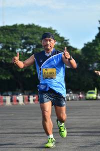 BIB: 1183
                            <button type="button" onclick="openModal(5083683)" class="btn btn-primary btn-sm float-right btn-popup" data-toggle="modal" data-target=".modal-high-quality">
                        <i class="fas fa-shopping-cart"></i> Add to Cart
                    </button>
                                            <button type="button" onclick="isThisMe(5083683, true)" class="btn btn-success btn-sm float-right btn-popup btn-isme hidden" data-toggle="tooltip" data-placement="bottom" title="นี่คือรูปของคุณใช่ไหม คลิกที่นี่เพื่อเอาเข้าอัลบั้ม">
                        <i class="fas fa-plus"></i> Add to album
                    </button>
                    <button type="button" onclick="isThisMe(5083683, false)" class="btn btn-warning btn-sm float-right btn-popup btn-isnotme hidden">
                        <i class="fas fa-ban"></i> Remove from album
                    </button>