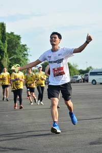 BIB: 0300
                            <button type="button" onclick="openModal(5183012)" class="btn btn-primary btn-sm float-right btn-popup" data-toggle="modal" data-target=".modal-high-quality">
                        <i class="fas fa-shopping-cart"></i> Add to Cart
                    </button>
                                            <button type="button" onclick="isThisMe(5183012, true)" class="btn btn-success btn-sm float-right btn-popup btn-isme hidden" data-toggle="tooltip" data-placement="bottom" title="นี่คือรูปของคุณใช่ไหม คลิกที่นี่เพื่อเอาเข้าอัลบั้ม">
                        <i class="fas fa-plus"></i> Add to album
                    </button>
                    <button type="button" onclick="isThisMe(5183012, false)" class="btn btn-warning btn-sm float-right btn-popup btn-isnotme hidden">
                        <i class="fas fa-ban"></i> Remove from album
                    </button>