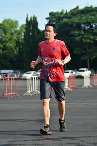 BIB: 0298
                            <button type="button" onclick="openModal(5181652)" class="btn btn-primary btn-sm float-right btn-popup" data-toggle="modal" data-target=".modal-high-quality">
                        <i class="fas fa-shopping-cart"></i> Add to Cart
                    </button>
                                            <button type="button" onclick="isThisMe(5181652, true)" class="btn btn-success btn-sm float-right btn-popup btn-isme hidden" data-toggle="tooltip" data-placement="bottom" title="นี่คือรูปของคุณใช่ไหม คลิกที่นี่เพื่อเอาเข้าอัลบั้ม">
                        <i class="fas fa-plus"></i> Add to album
                    </button>
                    <button type="button" onclick="isThisMe(5181652, false)" class="btn btn-warning btn-sm float-right btn-popup btn-isnotme hidden">
                        <i class="fas fa-ban"></i> Remove from album
                    </button>