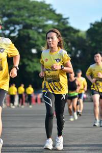 BIB: 0810
                            <button type="button" onclick="openModal(5072610)" class="btn btn-primary btn-sm float-right btn-popup" data-toggle="modal" data-target=".modal-high-quality">
                        <i class="fas fa-shopping-cart"></i> Add to Cart
                    </button>
                                            <button type="button" onclick="isThisMe(5072610, true)" class="btn btn-success btn-sm float-right btn-popup btn-isme hidden" data-toggle="tooltip" data-placement="bottom" title="นี่คือรูปของคุณใช่ไหม คลิกที่นี่เพื่อเอาเข้าอัลบั้ม">
                        <i class="fas fa-plus"></i> Add to album
                    </button>
                    <button type="button" onclick="isThisMe(5072610, false)" class="btn btn-warning btn-sm float-right btn-popup btn-isnotme hidden">
                        <i class="fas fa-ban"></i> Remove from album
                    </button>