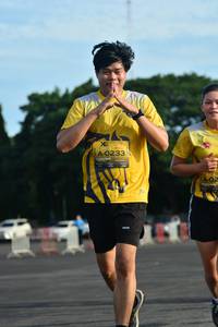 BIB: 0233
                            <button type="button" onclick="openModal(5187317)" class="btn btn-primary btn-sm float-right btn-popup" data-toggle="modal" data-target=".modal-high-quality">
                        <i class="fas fa-shopping-cart"></i> Add to Cart
                    </button>
                                            <button type="button" onclick="isThisMe(5187317, true)" class="btn btn-success btn-sm float-right btn-popup btn-isme hidden" data-toggle="tooltip" data-placement="bottom" title="นี่คือรูปของคุณใช่ไหม คลิกที่นี่เพื่อเอาเข้าอัลบั้ม">
                        <i class="fas fa-plus"></i> Add to album
                    </button>
                    <button type="button" onclick="isThisMe(5187317, false)" class="btn btn-warning btn-sm float-right btn-popup btn-isnotme hidden">
                        <i class="fas fa-ban"></i> Remove from album
                    </button>