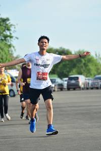 BIB: 0300
                            <button type="button" onclick="openModal(5182966)" class="btn btn-primary btn-sm float-right btn-popup" data-toggle="modal" data-target=".modal-high-quality">
                        <i class="fas fa-shopping-cart"></i> Add to Cart
                    </button>
                                            <button type="button" onclick="isThisMe(5182966, true)" class="btn btn-success btn-sm float-right btn-popup btn-isme hidden" data-toggle="tooltip" data-placement="bottom" title="นี่คือรูปของคุณใช่ไหม คลิกที่นี่เพื่อเอาเข้าอัลบั้ม">
                        <i class="fas fa-plus"></i> Add to album
                    </button>
                    <button type="button" onclick="isThisMe(5182966, false)" class="btn btn-warning btn-sm float-right btn-popup btn-isnotme hidden">
                        <i class="fas fa-ban"></i> Remove from album
                    </button>