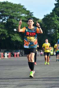 BIB: 0452
                            <button type="button" onclick="openModal(5187313)" class="btn btn-primary btn-sm float-right btn-popup" data-toggle="modal" data-target=".modal-high-quality">
                        <i class="fas fa-shopping-cart"></i> Add to Cart
                    </button>
                                            <button type="button" onclick="isThisMe(5187313, true)" class="btn btn-success btn-sm float-right btn-popup btn-isme hidden" data-toggle="tooltip" data-placement="bottom" title="นี่คือรูปของคุณใช่ไหม คลิกที่นี่เพื่อเอาเข้าอัลบั้ม">
                        <i class="fas fa-plus"></i> Add to album
                    </button>
                    <button type="button" onclick="isThisMe(5187313, false)" class="btn btn-warning btn-sm float-right btn-popup btn-isnotme hidden">
                        <i class="fas fa-ban"></i> Remove from album
                    </button>