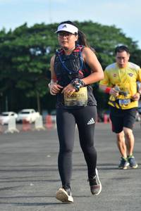 BIB: 0276
                            <button type="button" onclick="openModal(5200894)" class="btn btn-primary btn-sm float-right btn-popup" data-toggle="modal" data-target=".modal-high-quality">
                        <i class="fas fa-shopping-cart"></i> Add to Cart
                    </button>
                                            <button type="button" onclick="isThisMe(5200894, true)" class="btn btn-success btn-sm float-right btn-popup btn-isme hidden" data-toggle="tooltip" data-placement="bottom" title="นี่คือรูปของคุณใช่ไหม คลิกที่นี่เพื่อเอาเข้าอัลบั้ม">
                        <i class="fas fa-plus"></i> Add to album
                    </button>
                    <button type="button" onclick="isThisMe(5200894, false)" class="btn btn-warning btn-sm float-right btn-popup btn-isnotme hidden">
                        <i class="fas fa-ban"></i> Remove from album
                    </button>