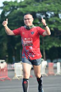 BIB: 0424
                            <button type="button" onclick="openModal(5205124)" class="btn btn-primary btn-sm float-right btn-popup" data-toggle="modal" data-target=".modal-high-quality">
                        <i class="fas fa-shopping-cart"></i> Add to Cart
                    </button>
                                            <button type="button" onclick="isThisMe(5205124, true)" class="btn btn-success btn-sm float-right btn-popup btn-isme hidden" data-toggle="tooltip" data-placement="bottom" title="นี่คือรูปของคุณใช่ไหม คลิกที่นี่เพื่อเอาเข้าอัลบั้ม">
                        <i class="fas fa-plus"></i> Add to album
                    </button>
                    <button type="button" onclick="isThisMe(5205124, false)" class="btn btn-warning btn-sm float-right btn-popup btn-isnotme hidden">
                        <i class="fas fa-ban"></i> Remove from album
                    </button>